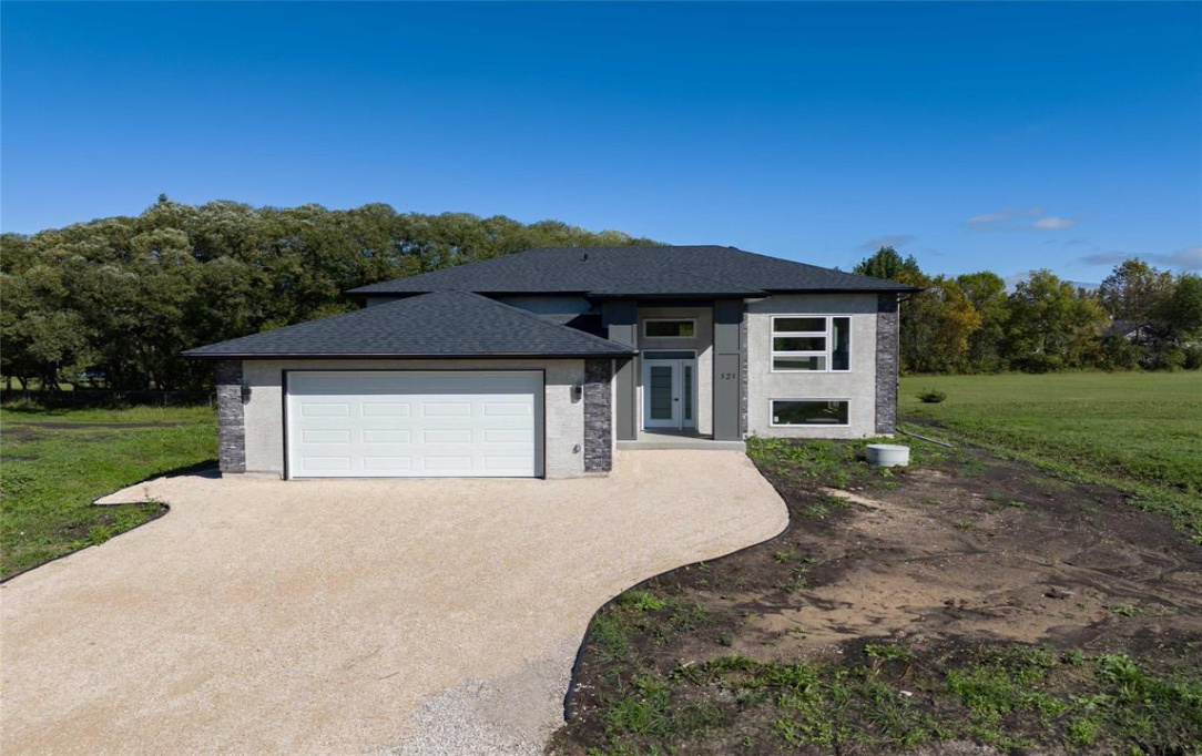 Byers Drive, st clements, Manitoba, 3 Bedrooms Bedrooms, ,2 BathroomsBathrooms,House,For Sale,Byers ,1,1012